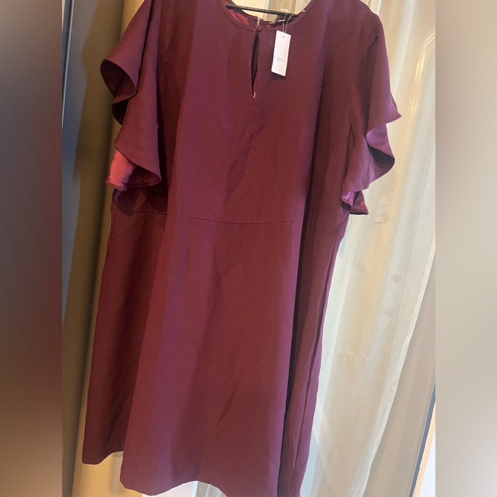 Beautiful dress!